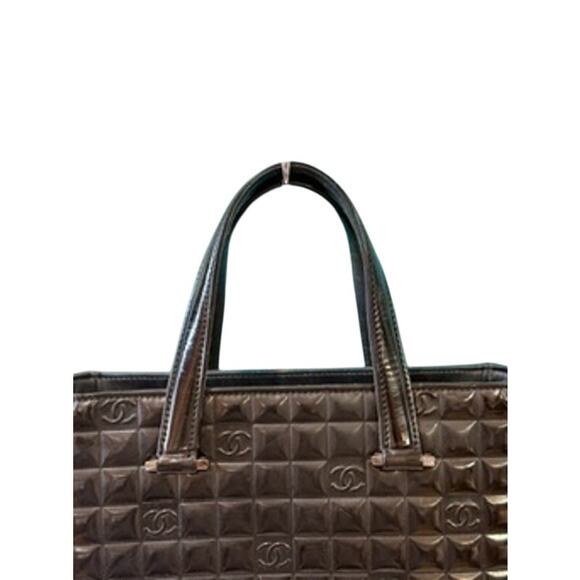 CHANEL CHOCOLATE BAR COCO CHANEL PATENT TOTE*Hologram*ENTRUPY - Picture 4 of 13